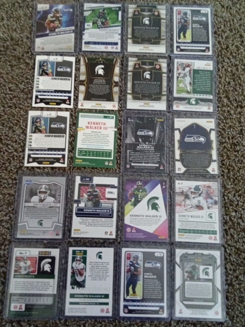 Kenneth Walker 3rd Football Trading Card Lot - Rcs Included. - Picture 2 of 11